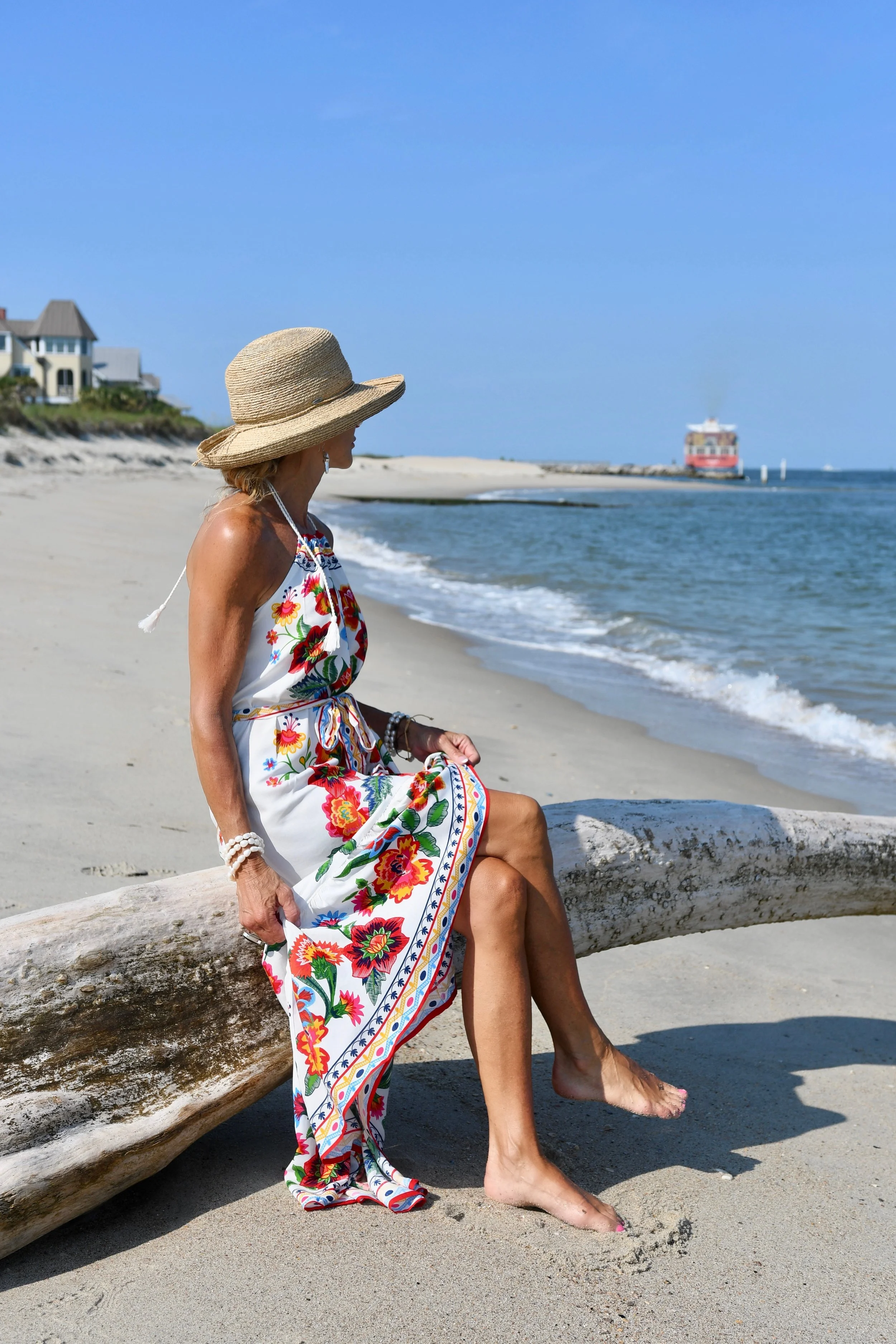Beach dressing 2025